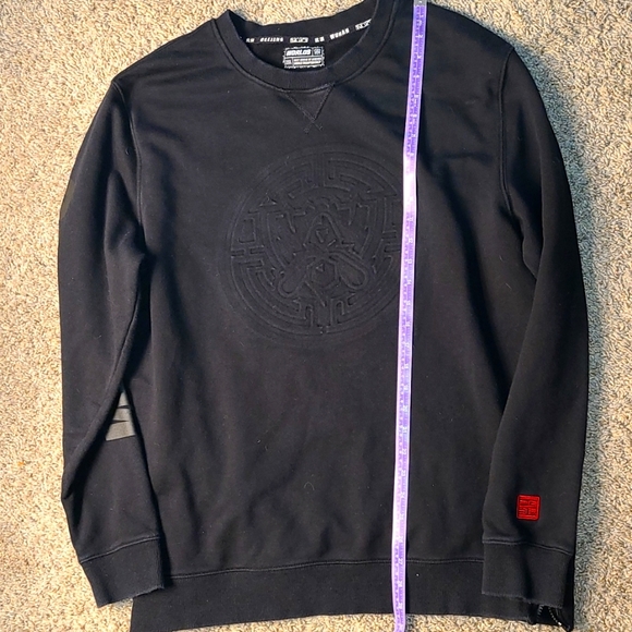 League of Lengends 2017 World Championships Crewneck Sweatshirt - Picture 6 of 6